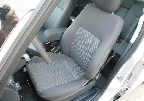 Opel Meriva cena 13407 przebieg: 202000, rok produkcji 2008 z Żyrardów małe 191